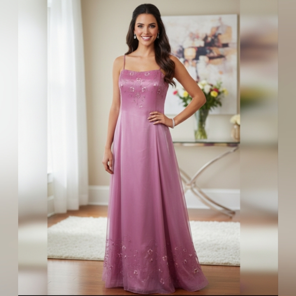 🌸 Nadine Pink Embroidered Dress – Junior Size 22 | Excellent Condition
